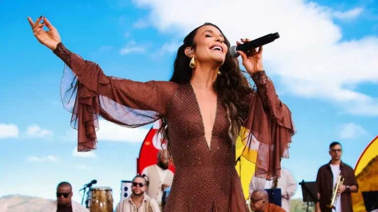 Ivete Sangalo apresenta Ivete Clareou em Fortaleza neste sábado